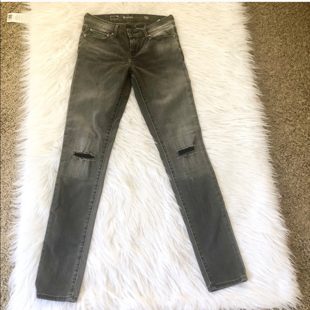 Levis Gray Jeans 🖤